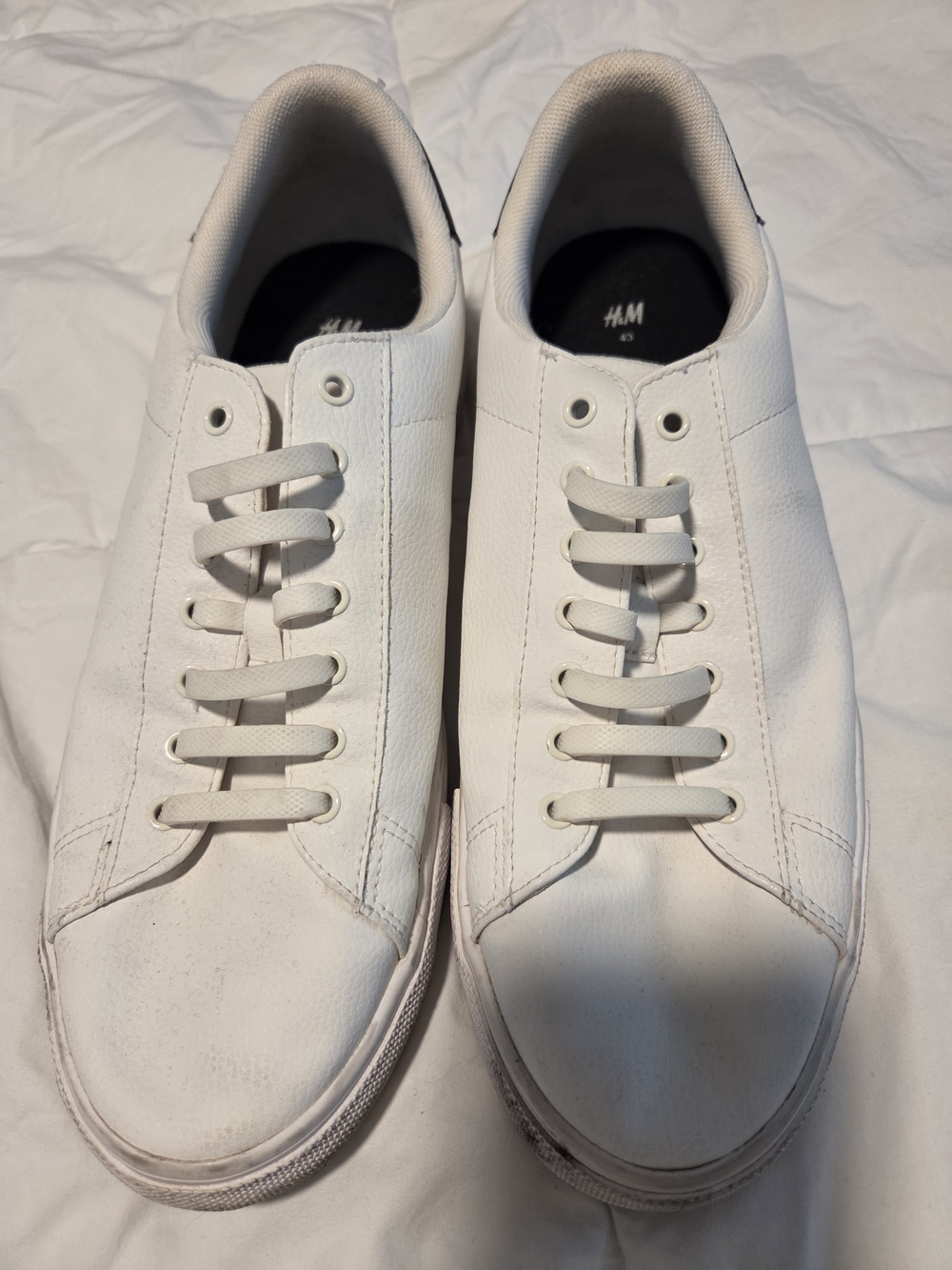 H&M Men’s White Low-Top Sneakers